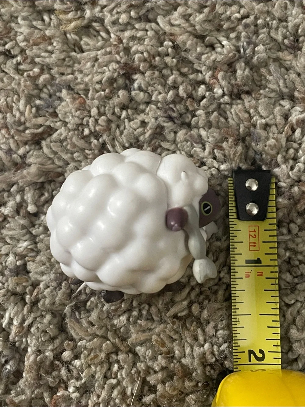 Pokemon Wooloo Plastic Battle Figure